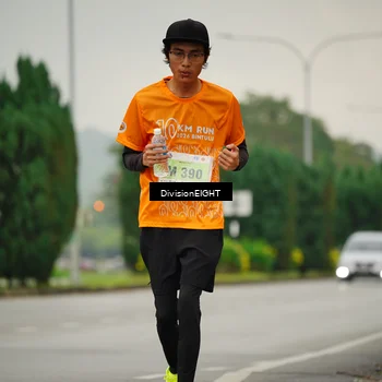 Runner Photo 8471705