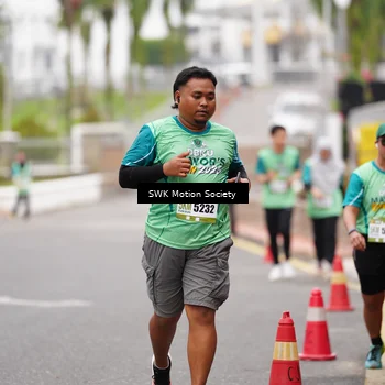 Runner Photo 8471709