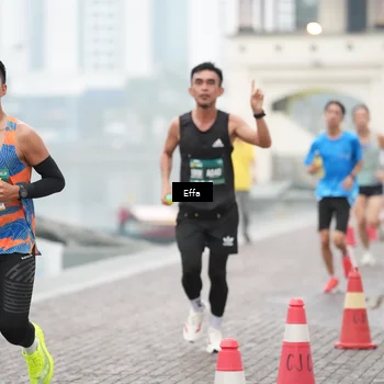 Runner Photo 8471734