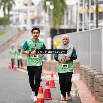 Runner Photo 8471757