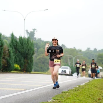 Runner Photo 8471793