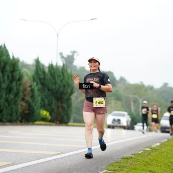 Runner Photo 8471796