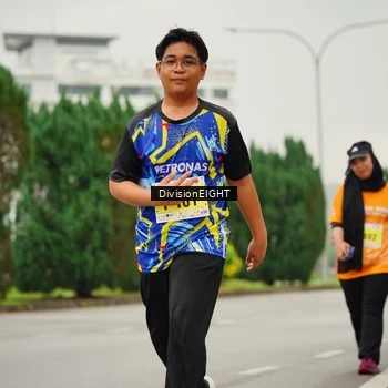 Runner Photo 8471802