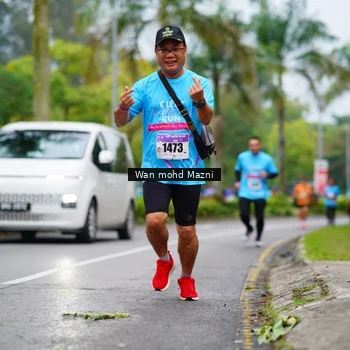 Runner Photo 8471804