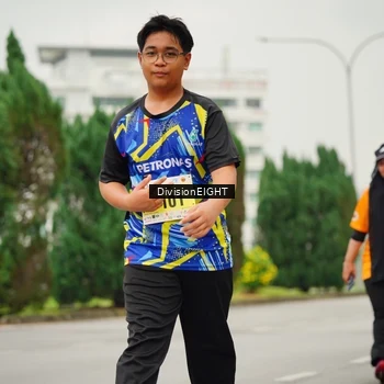 Runner Photo 8471806