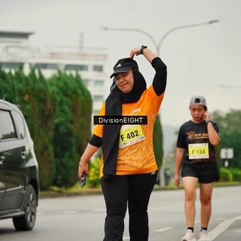 Runner Photo 8471831