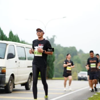 Runner Photo 8471835