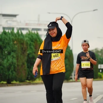 Runner Photo 8471836