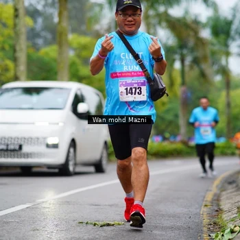 Runner Photo 8471851