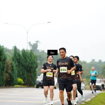 Runner Photo 8471873