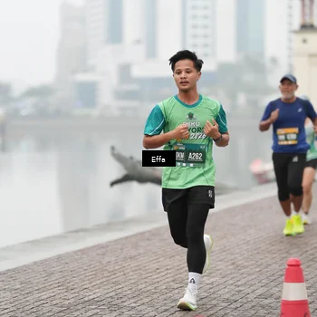 Runner Photo 8471903