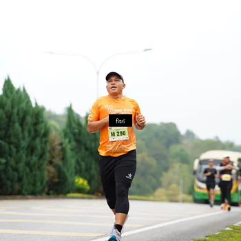Runner Photo 8472000