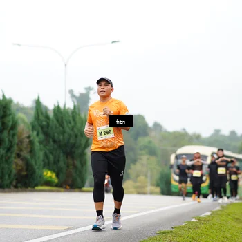 Runner Photo 8472010