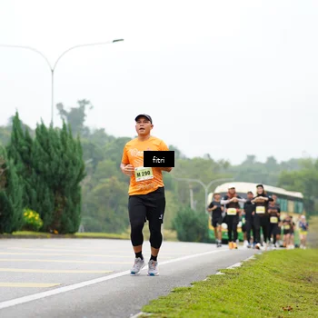 Runner Photo 8472021