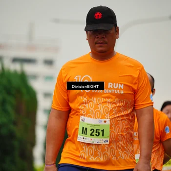 Runner Photo 8472079