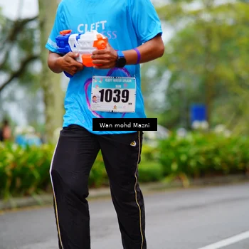 Runner Photo 8472101