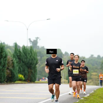 Runner Photo 8472103