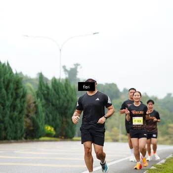Runner Photo 8472106