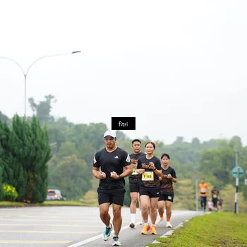 Runner Photo 8472114