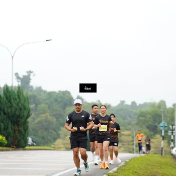 Runner Photo 8472116