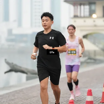 Runner Photo 8472122