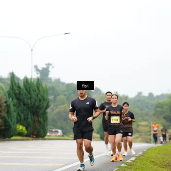 Runner Photo 8472124