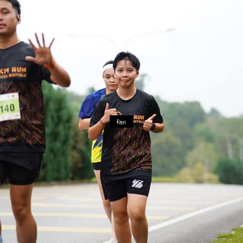 Runner Photo 8472137