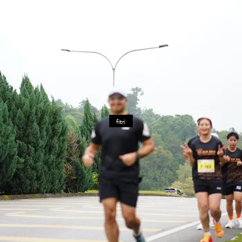 Runner Photo 8472144