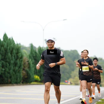 Runner Photo 8472148