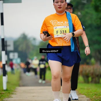 Runner Photo 8472151