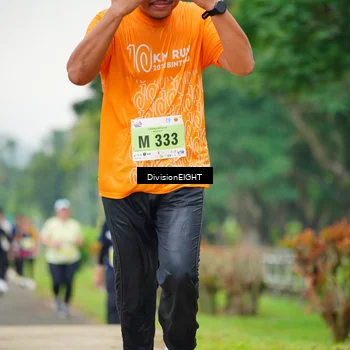Runner Photo 8472174