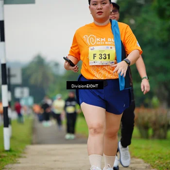 Runner Photo 8472176