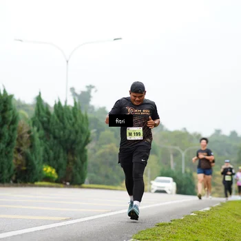 Runner Photo 8472219