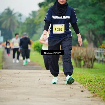 Runner Photo 8472220