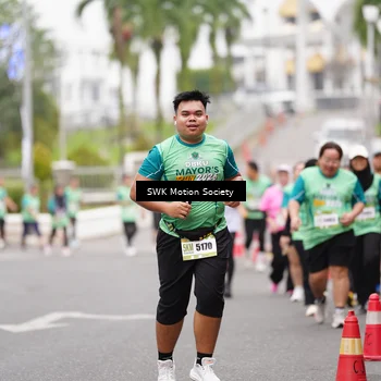 Runner Photo 8472223