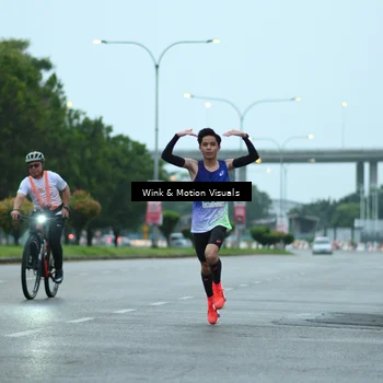 Runner Photo 8472254