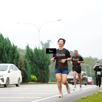 Runner Photo 8472267