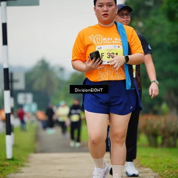 Runner Photo 8472269