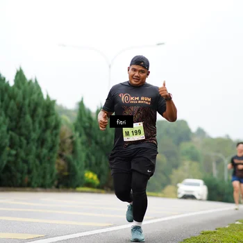 Runner Photo 8472284