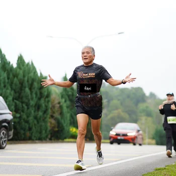 Runner Photo 8472287
