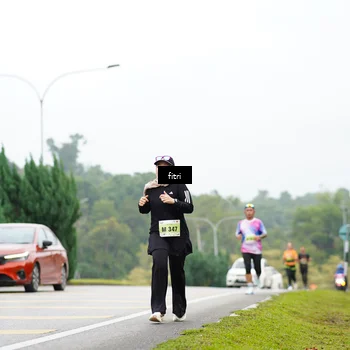 Runner Photo 8472314