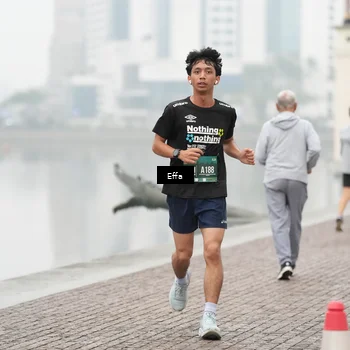 Runner Photo 8472357