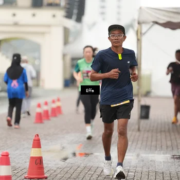 Runner Photo 8472363