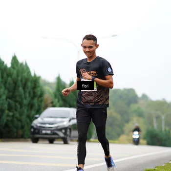 Runner Photo 8472420