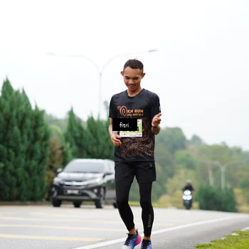 Runner Photo 8472423