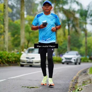 Runner Photo 8472465