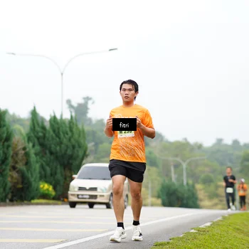 Runner Photo 8472484