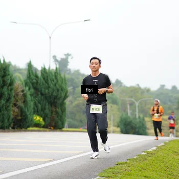 Runner Photo 8472524