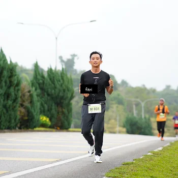 Runner Photo 8472579