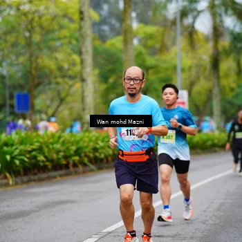 Runner Photo 8472582